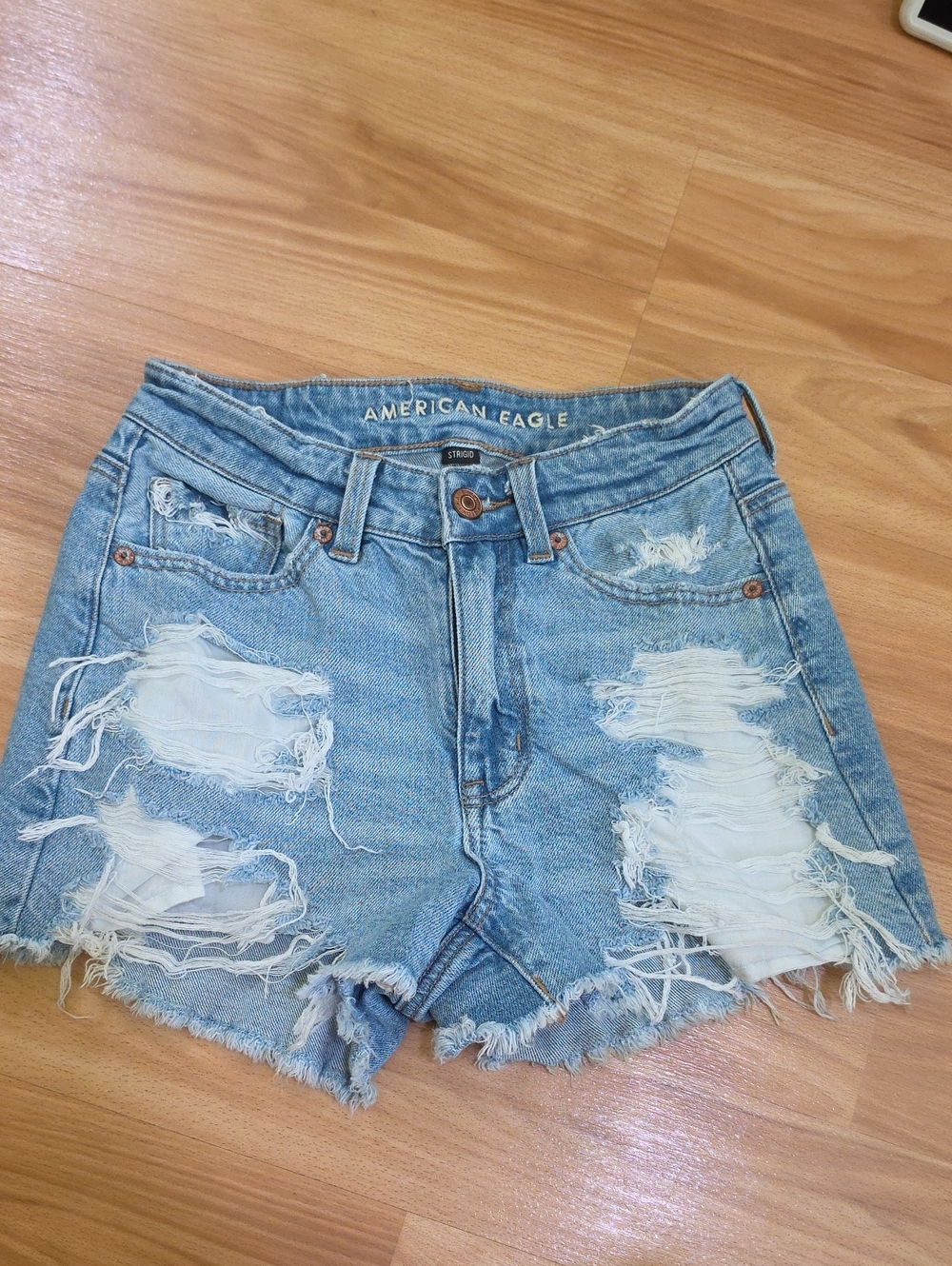 American Eagle Outfitters Light Wash Distressed Denim Mom Shorts